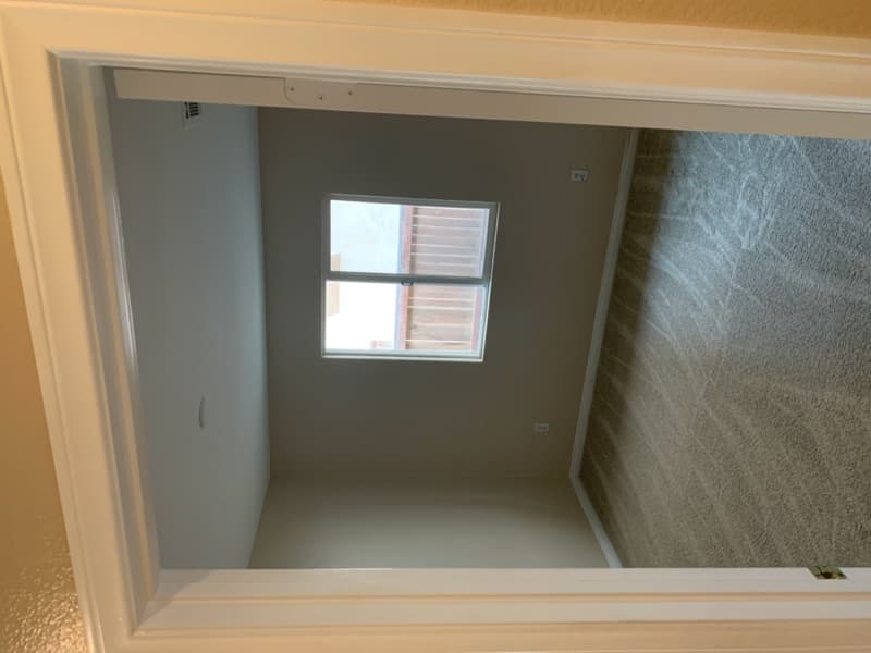 Hesperia House: 9219 Canyon View Ave