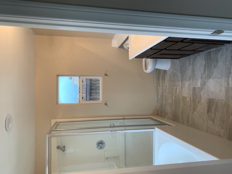 Hesperia House: 9219 Canyon View Ave