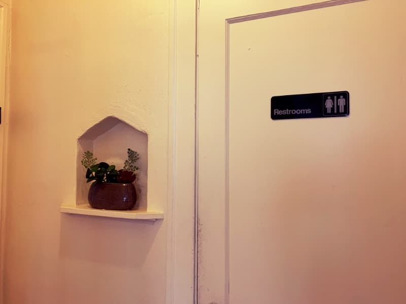 Seattle House: 2401 Boylston Ave E
