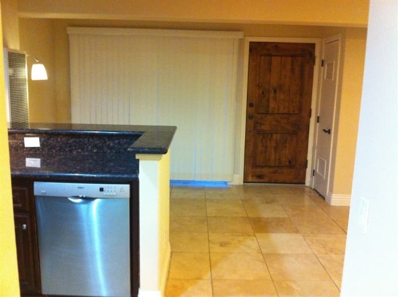 San Diego Apartment: 3967 Nobel Dr unit 259