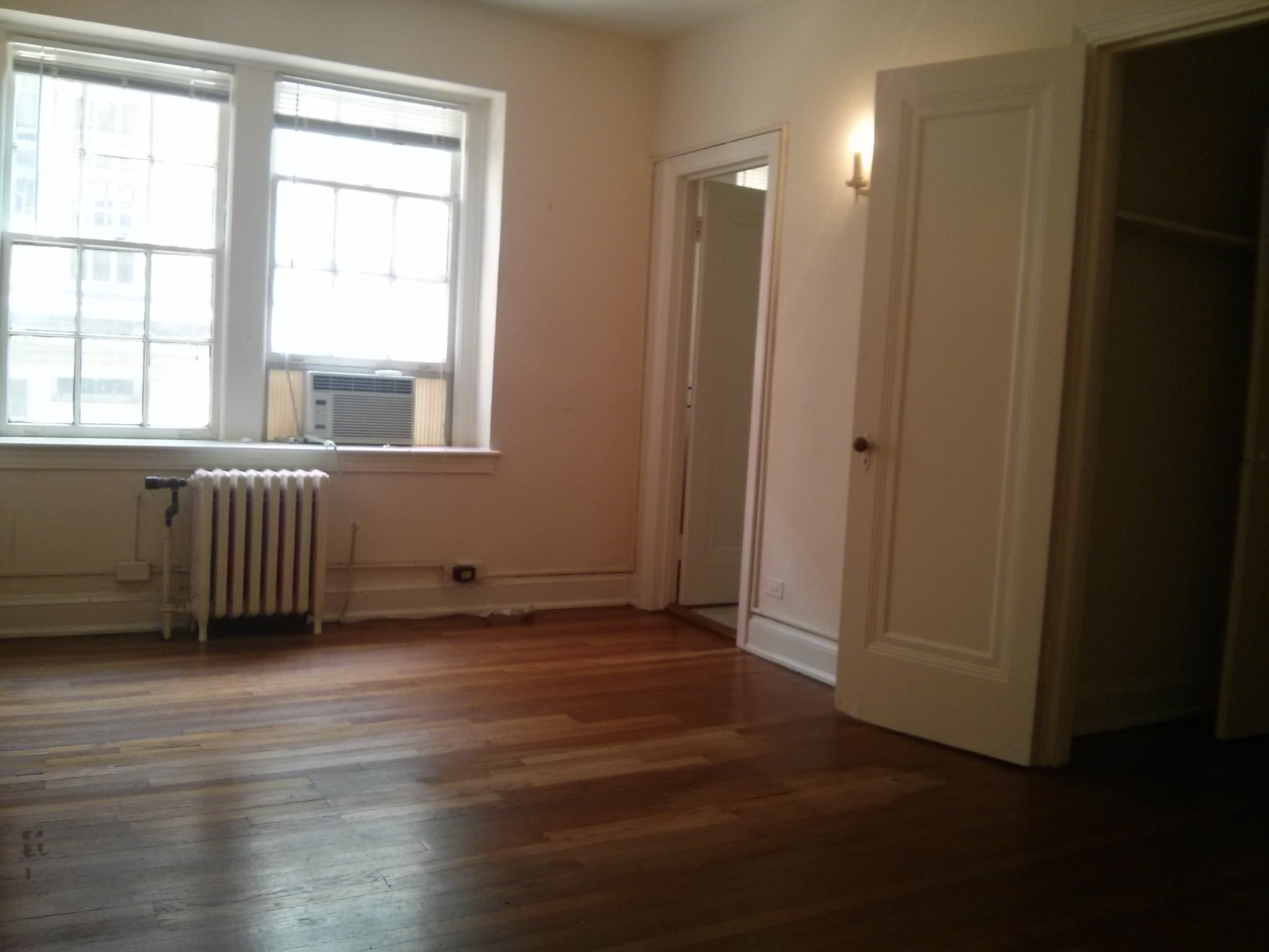 Washington Apartment: 5130 Connecticut Ave. NW