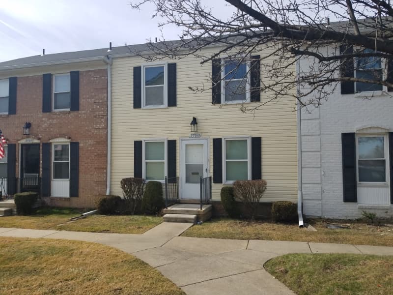 Clinton Township Condo: 37019 Brynford Dr