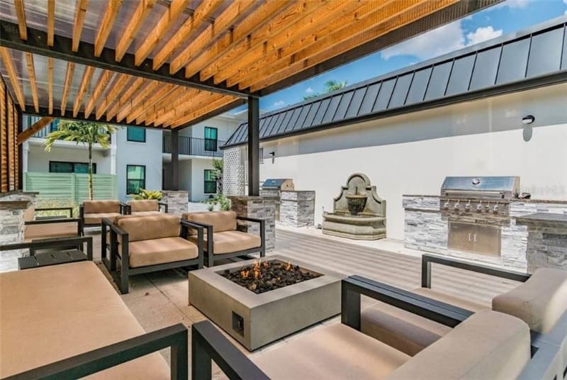 Tampa Apartment: 115 S Lois Ave, #122