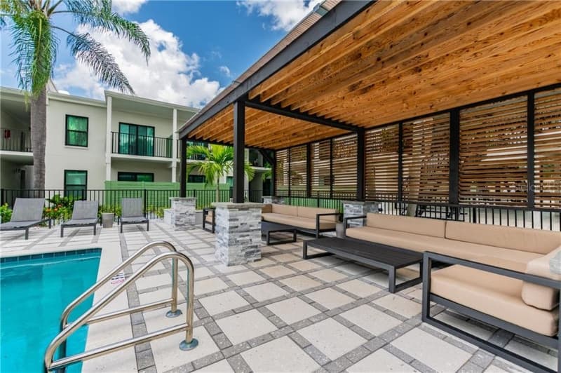 Tampa Apartment: 115 S Lois Ave, #122