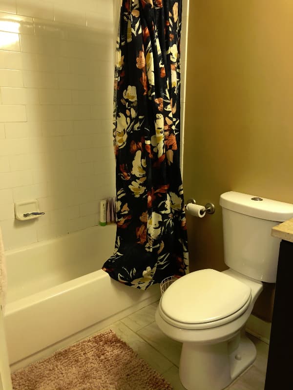 Philadelphia Apartment: 774 S 15th St