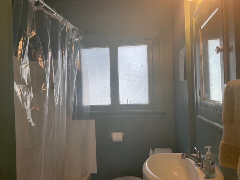 Seattle House: 2401 Boylston Ave E