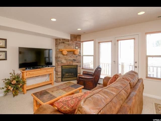 Eden Condo: 5122 Moose Hollow Drive