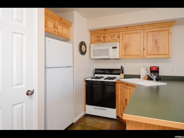 Eden Condo: 5122 Moose Hollow Drive
