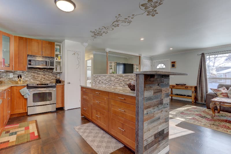 Littleton House: 8605 W Teton Ave