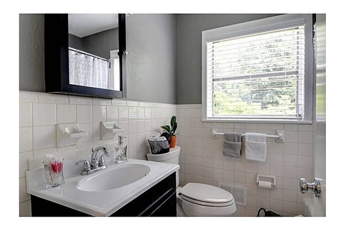 Atlanta House: 2342 Cortez Way