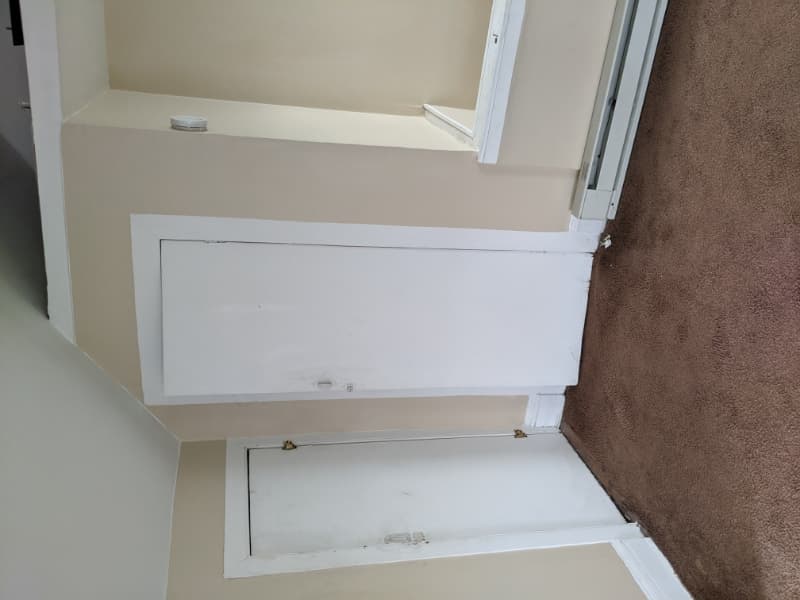 Easton Apartment: 124 N.13 th