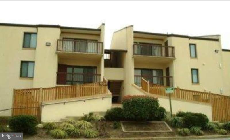 Upper Marlboro Condo: 10105 Prince place