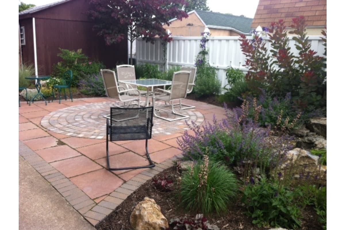 Jenkintown Apartment: 266 Shelmire St