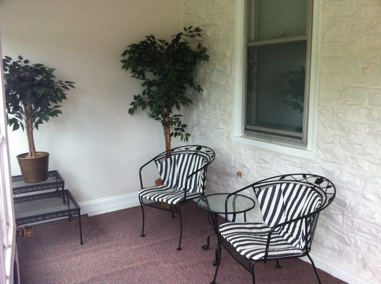 Jenkintown Apartment: 266 Shelmire St