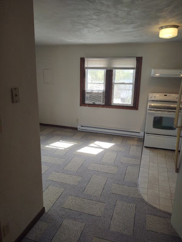McGregor Apartment: 315 Main Street