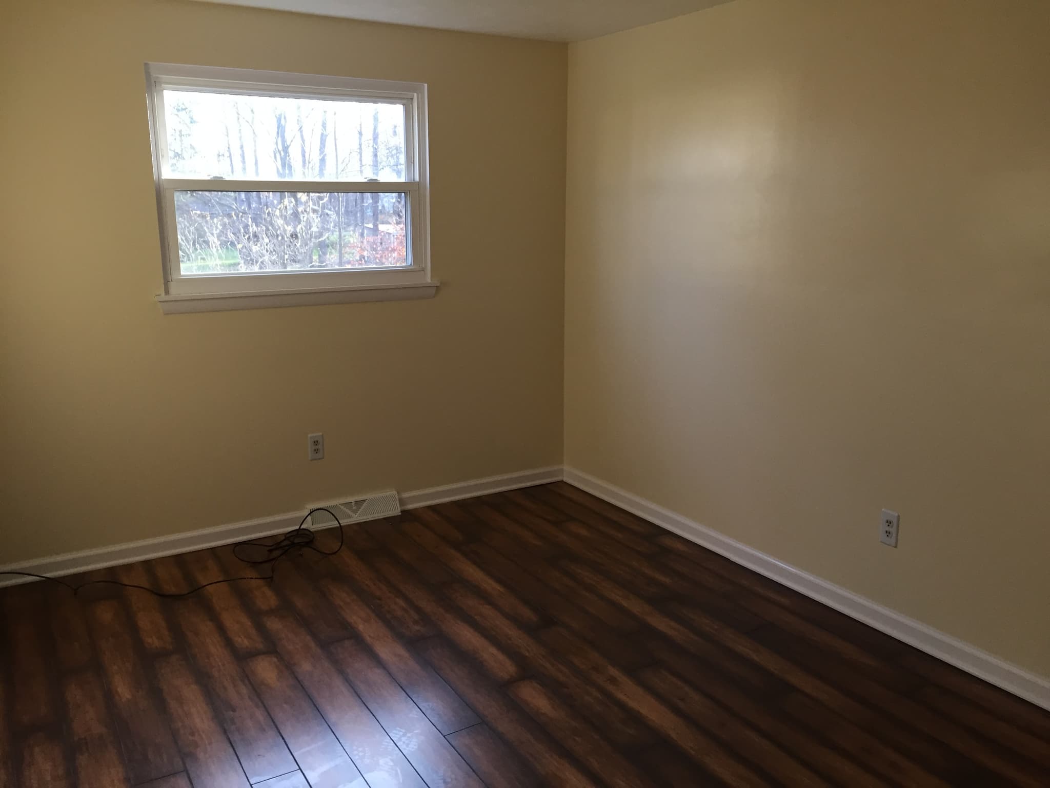 North Ridgeville House: 33995 Gail Dr.