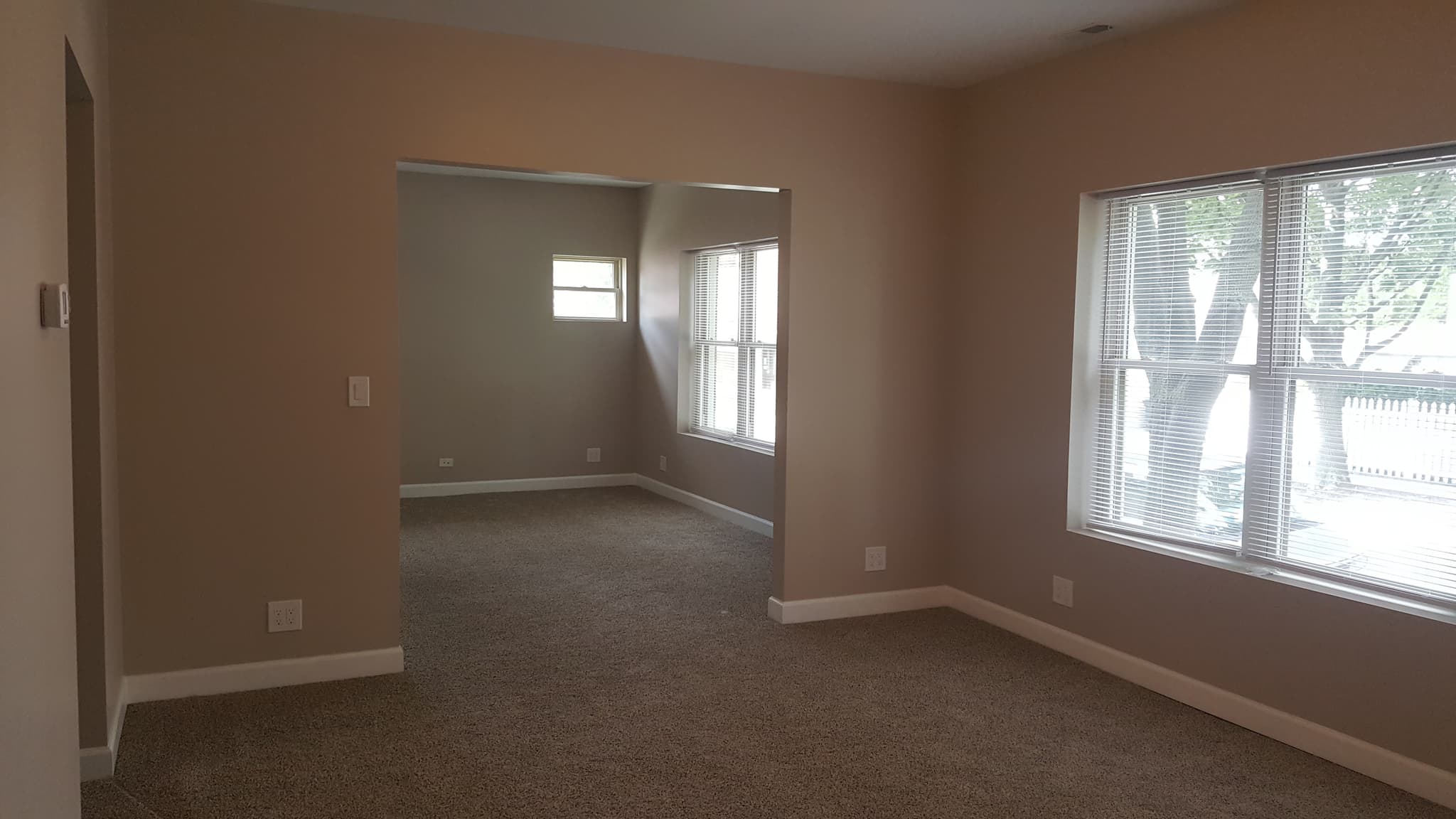 Chicago Apartment: 5357 W Leland Avenue