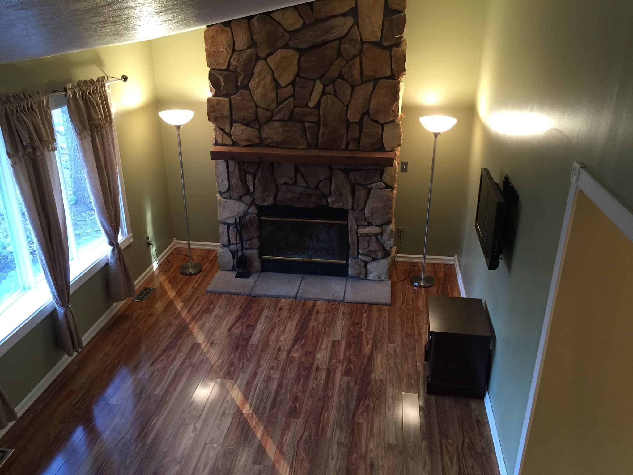 North Ridgeville House: 33995 Gail Dr.