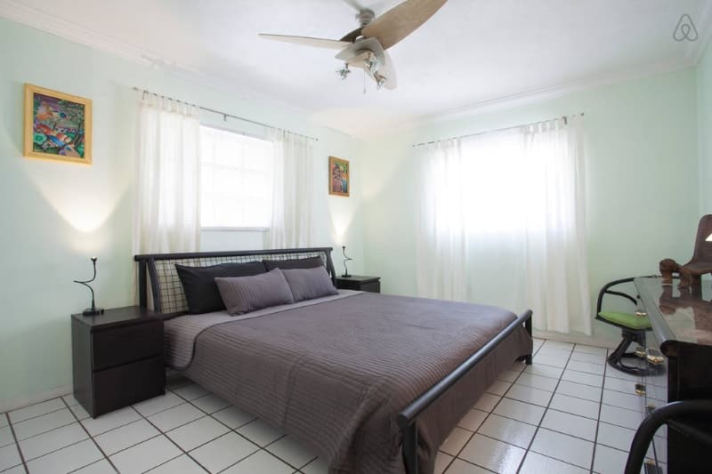 Key Biscayne Apartment: 201 Galen dr