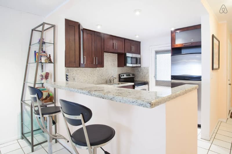 Key Biscayne Apartment: 201 Galen dr