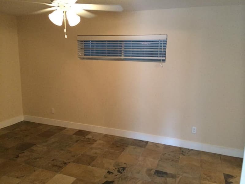Houston Apartment: 2300 Park St