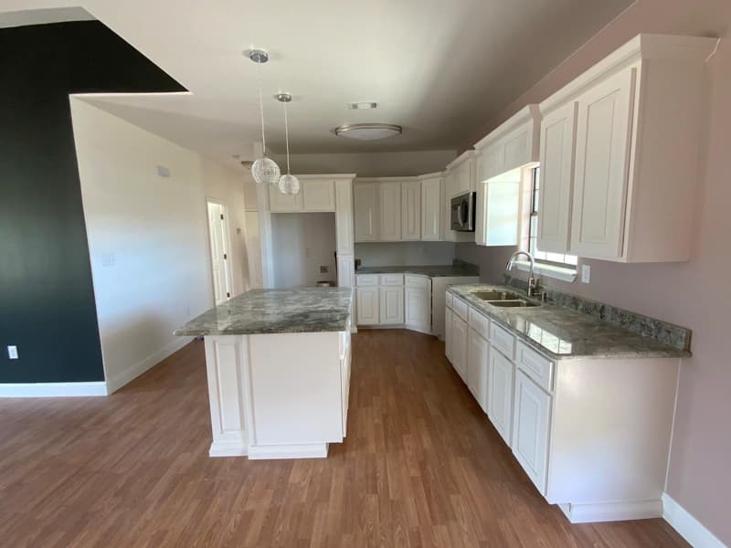 Eagle Pass House: 815 Alexander Dr