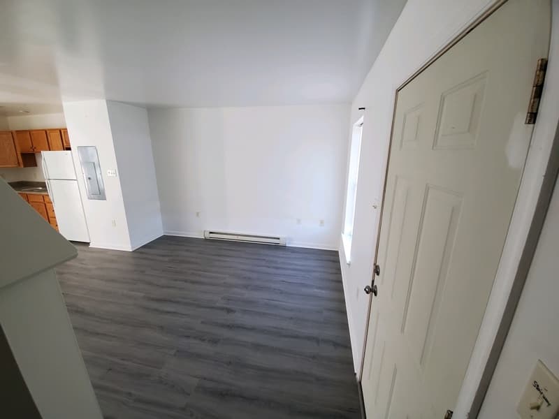 Middletown Townhome: 418 Wilson St
