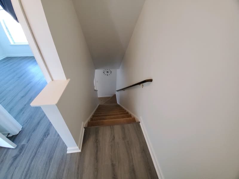 Middletown Townhome: 418 Wilson St