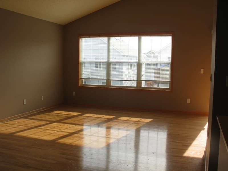 Shakopee Townhome: 7378 Devin Ln