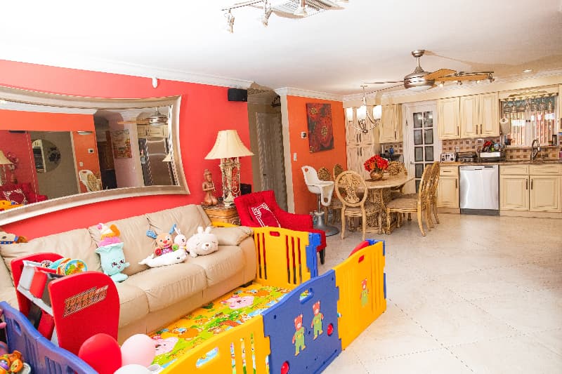 Pembroke Pines House: 351 SW 66 Ave