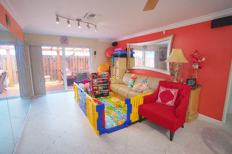 Pembroke Pines House: 351 SW 66 Ave