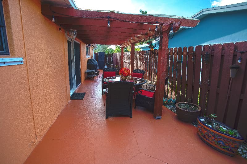 Pembroke Pines House: 351 SW 66 Ave