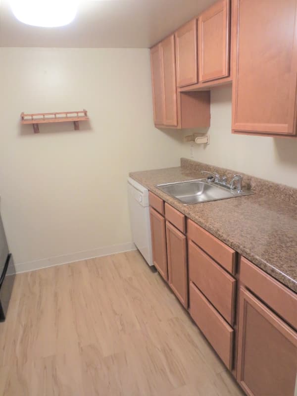 PITTSBURGH Apartment: 6350 FORWARD AVENUE