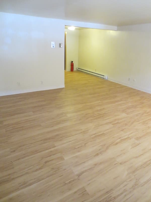 PITTSBURGH Apartment: 6350 FORWARD AVENUE