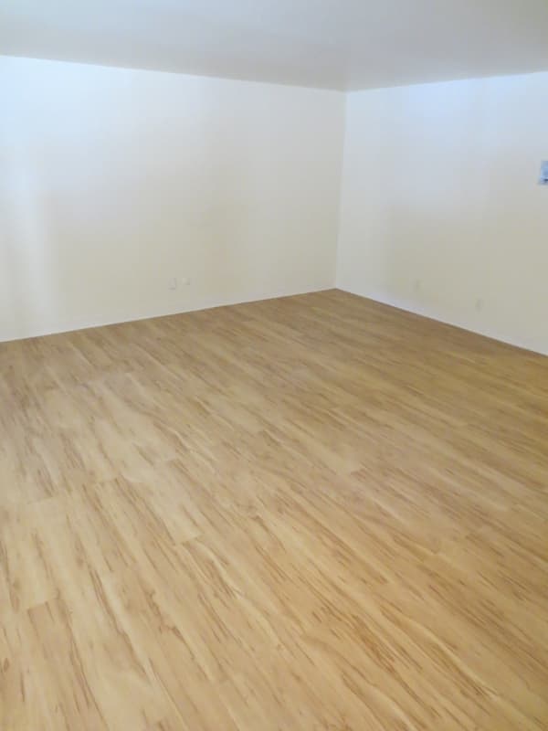PITTSBURGH Apartment: 6350 FORWARD AVENUE