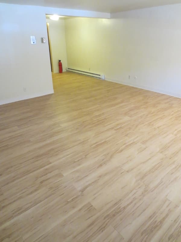 PITTSBURGH Apartment: 6350 FORWARD AVENUE