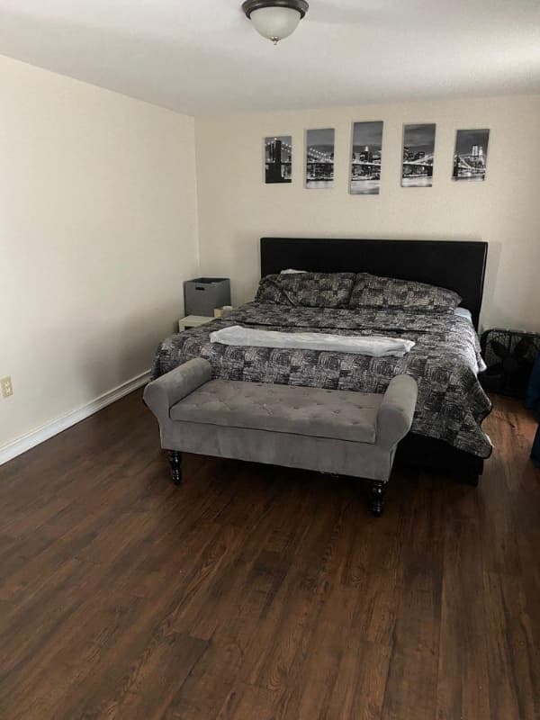 Exeter Apartment: 1172 Wyoming Ave
