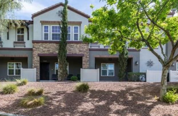 Phoenix Townhome: 2218 E Huntington Dr