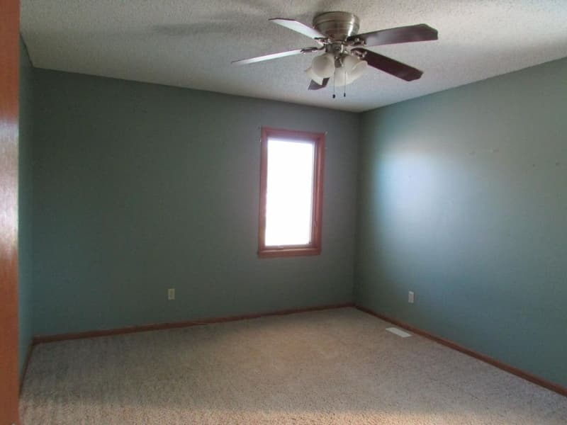 Bel Aire House: 4616 Farmstead