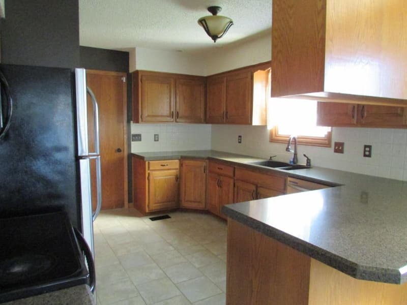 Bel Aire House: 4616 Farmstead