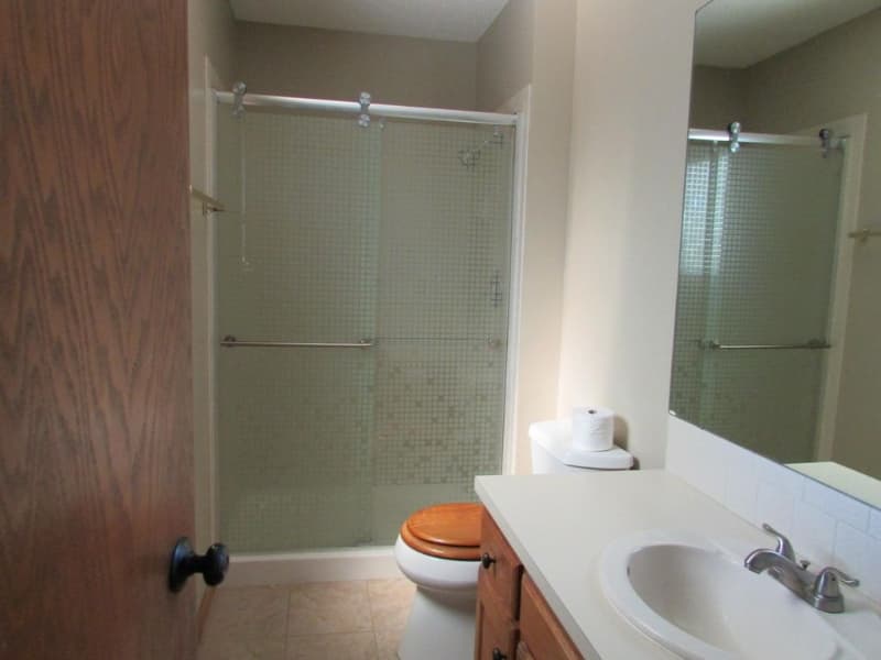 Bel Aire House: 4616 Farmstead