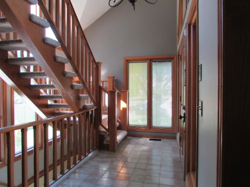 Bel Aire House: 4616 Farmstead