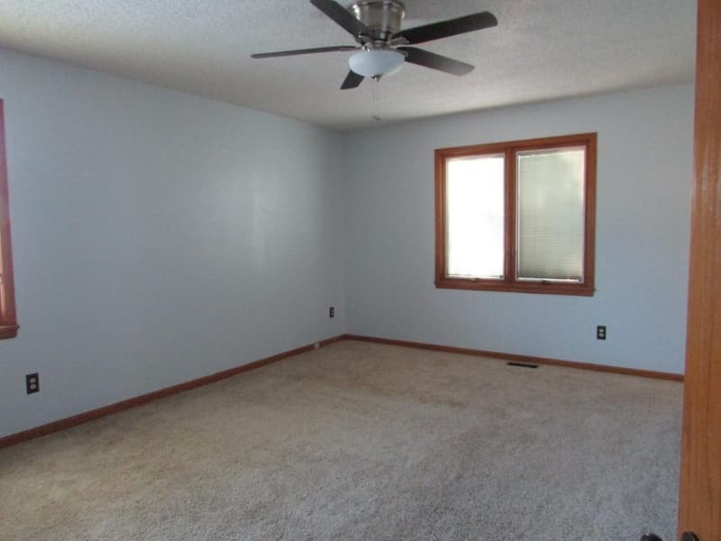 Bel Aire House: 4616 Farmstead