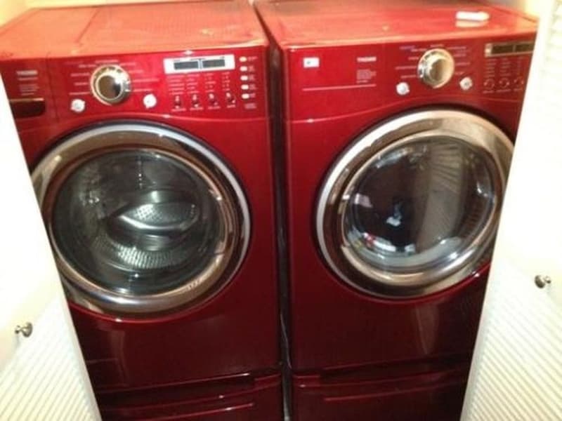 Chicago Apartment: 1451 S Halsted St