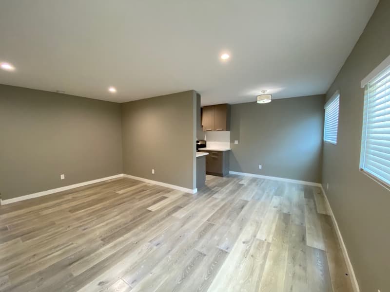 Los Angeles Apartment: 254 S Normandie Ave