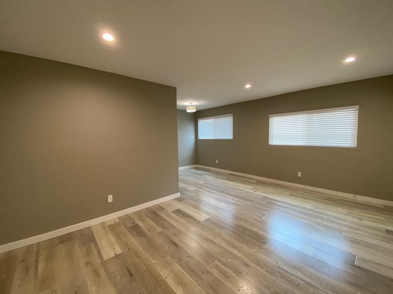 Los Angeles Apartment: 254 S Normandie Ave