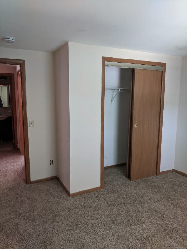 Alexandria Multiplex: 89 Jacks Drive
