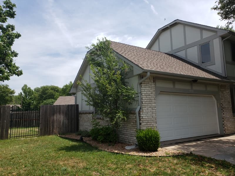 Bel Aire House: 4616 Farmstead