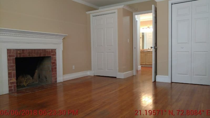 Lyons House: 159 E Lincoln Ave