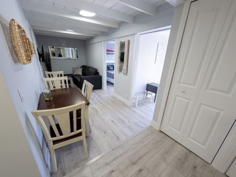 North Hollywood House: 10801 Hartsook St